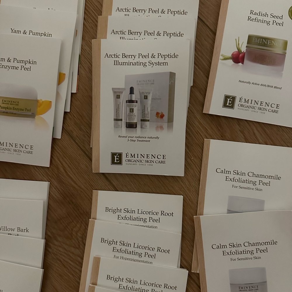 Eminence Organic Skin Care Sample Pack - Assorted White & Cream Sachets - Picture 3 of 4